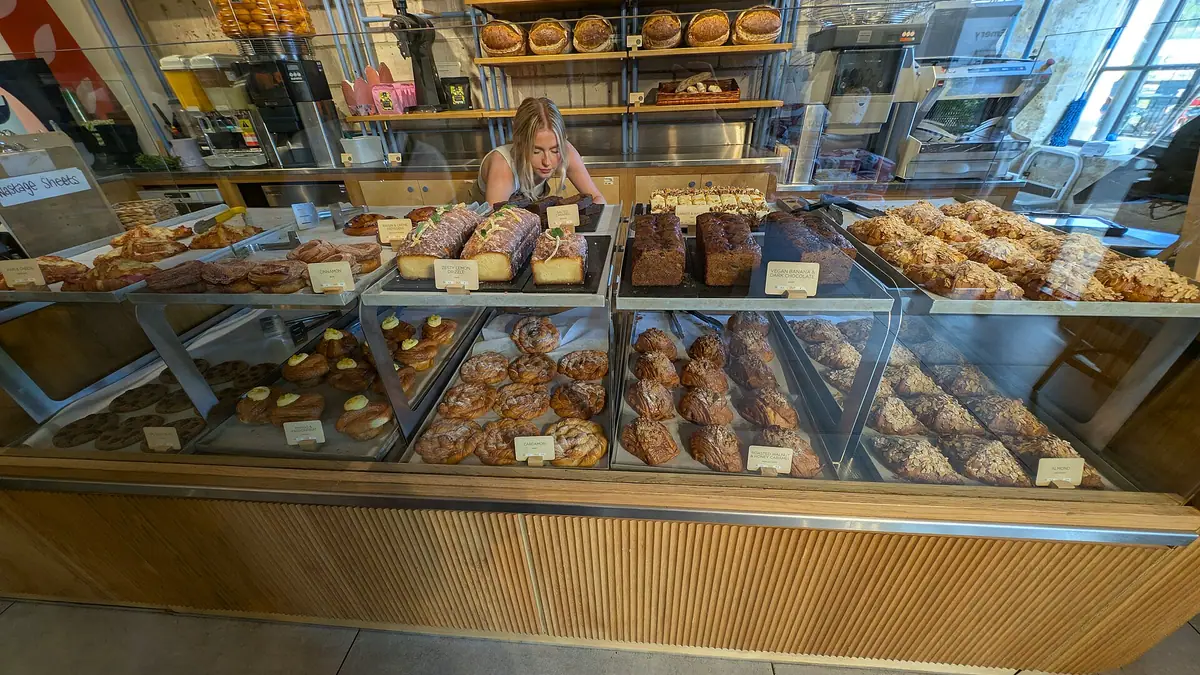 Cooplands – bakery in Barrowcliff, Scarborough
